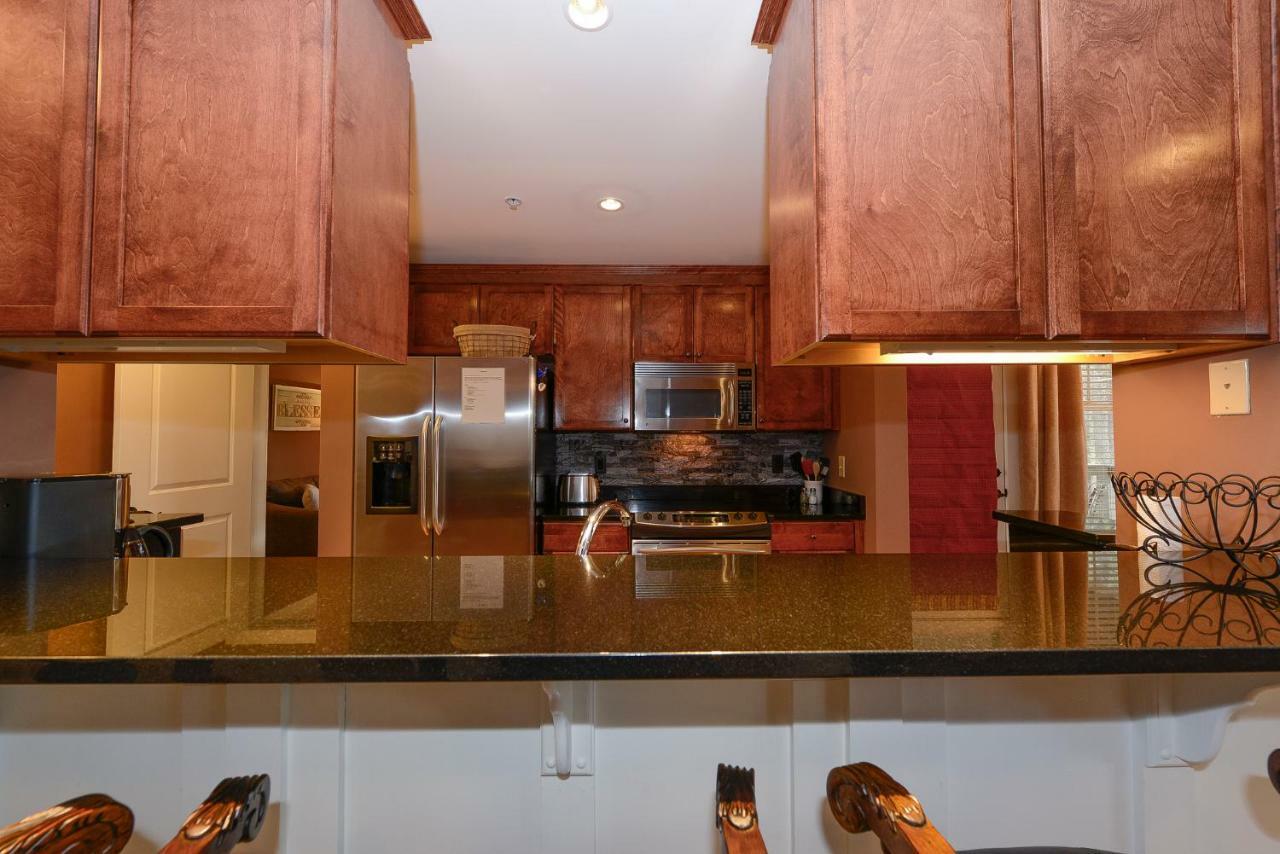 The Village Condo Greensboro Exterior foto